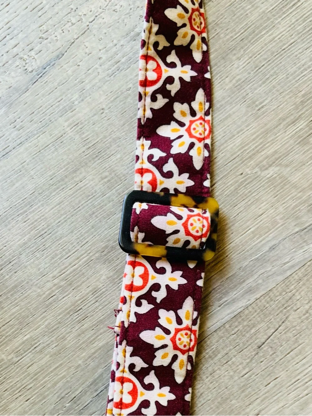 Vera Bradley Crossbody Bag w/ Medallion Pattern OS